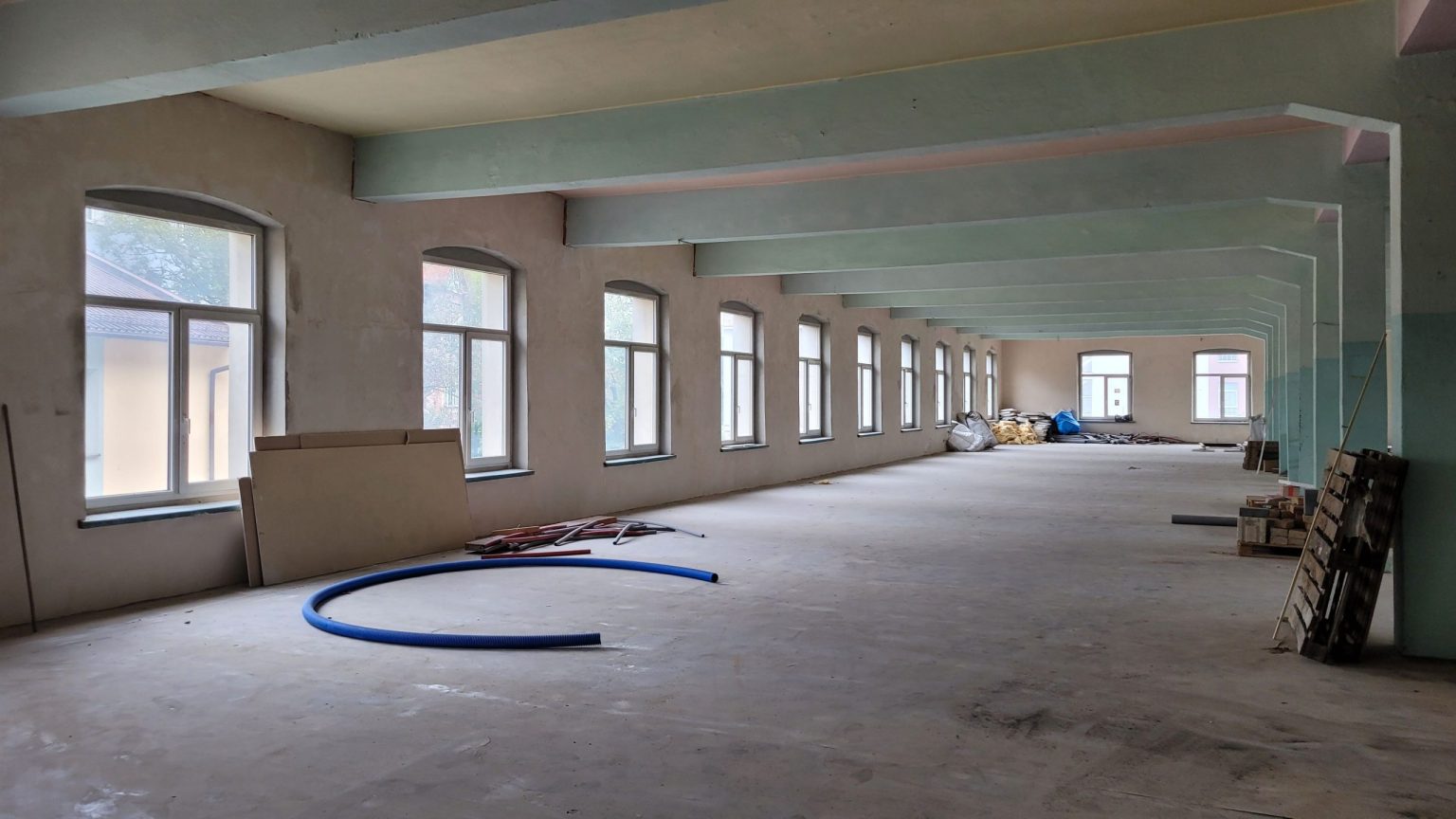 691m² na wynajem w centrum miasta image 2