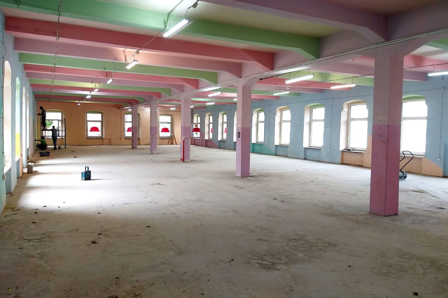 691m² na wynajem w centrum miasta image 4